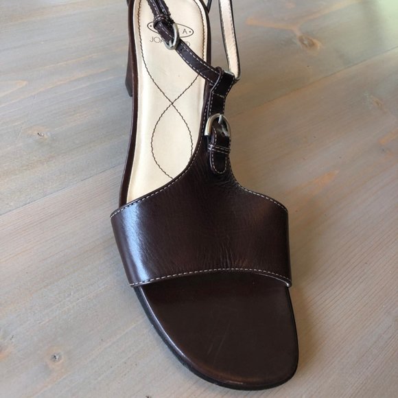 Circa Joan & David Brown T-Strao Sandal - Picture 11 of 13